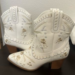 MIA embroidered ankle boot